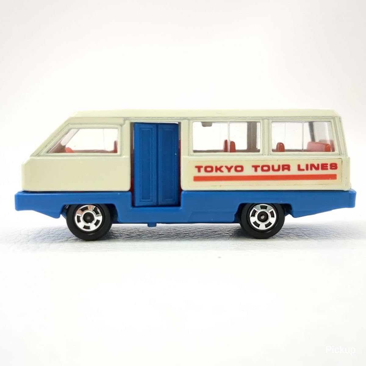 Amazon | 【黒箱】 tomica 1/77 いすゞ ローデッカー・デマンド バス